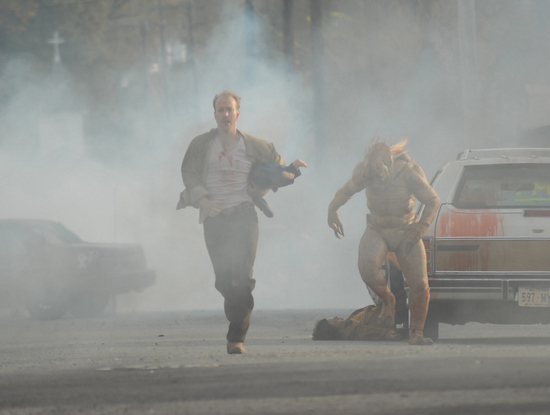 15385 feast II screen running in street