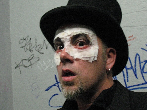 Unmasked (sort of) - Halloween 2009